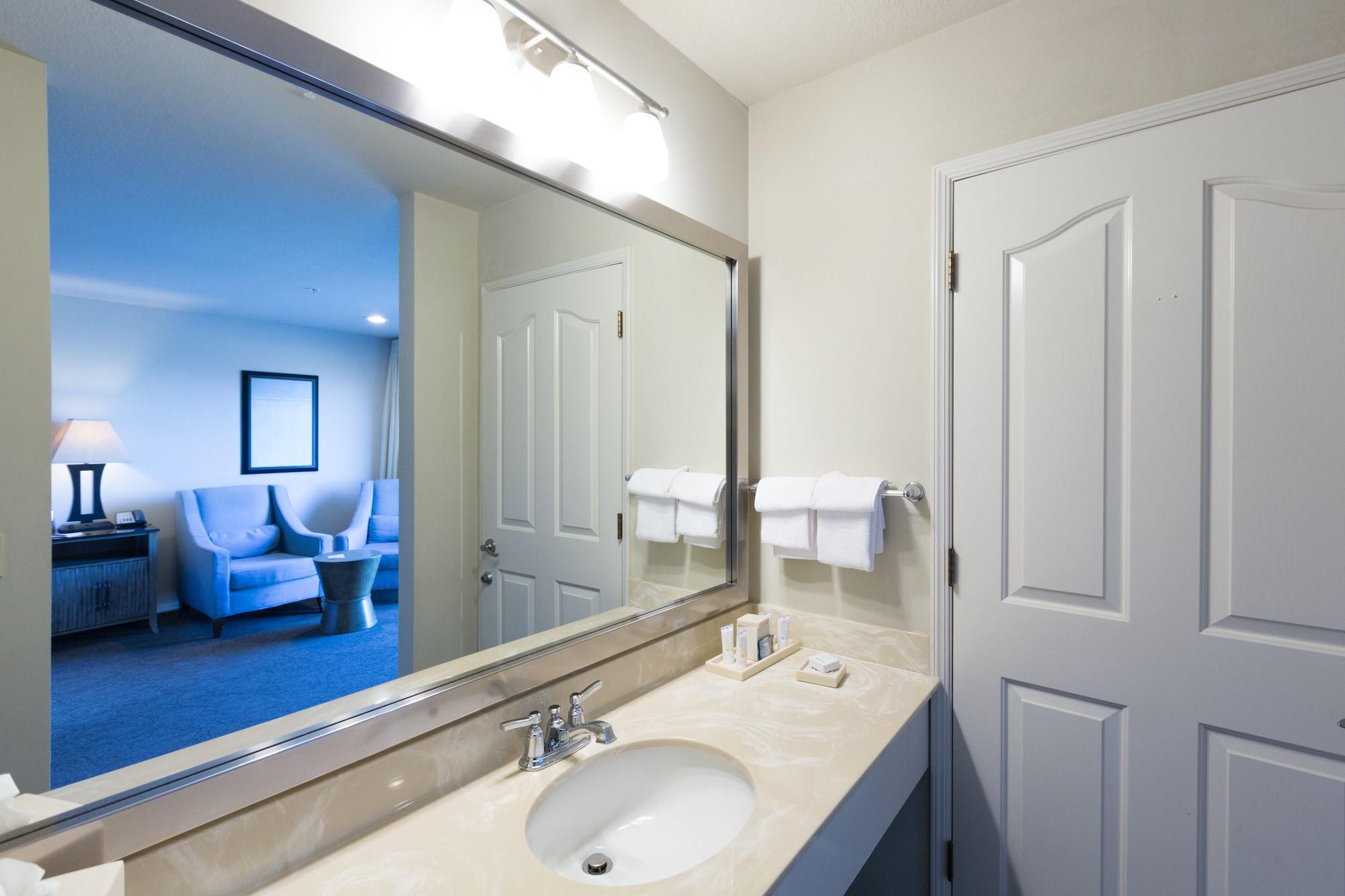 Cambria Landing Inn And Suites Экстерьер фото