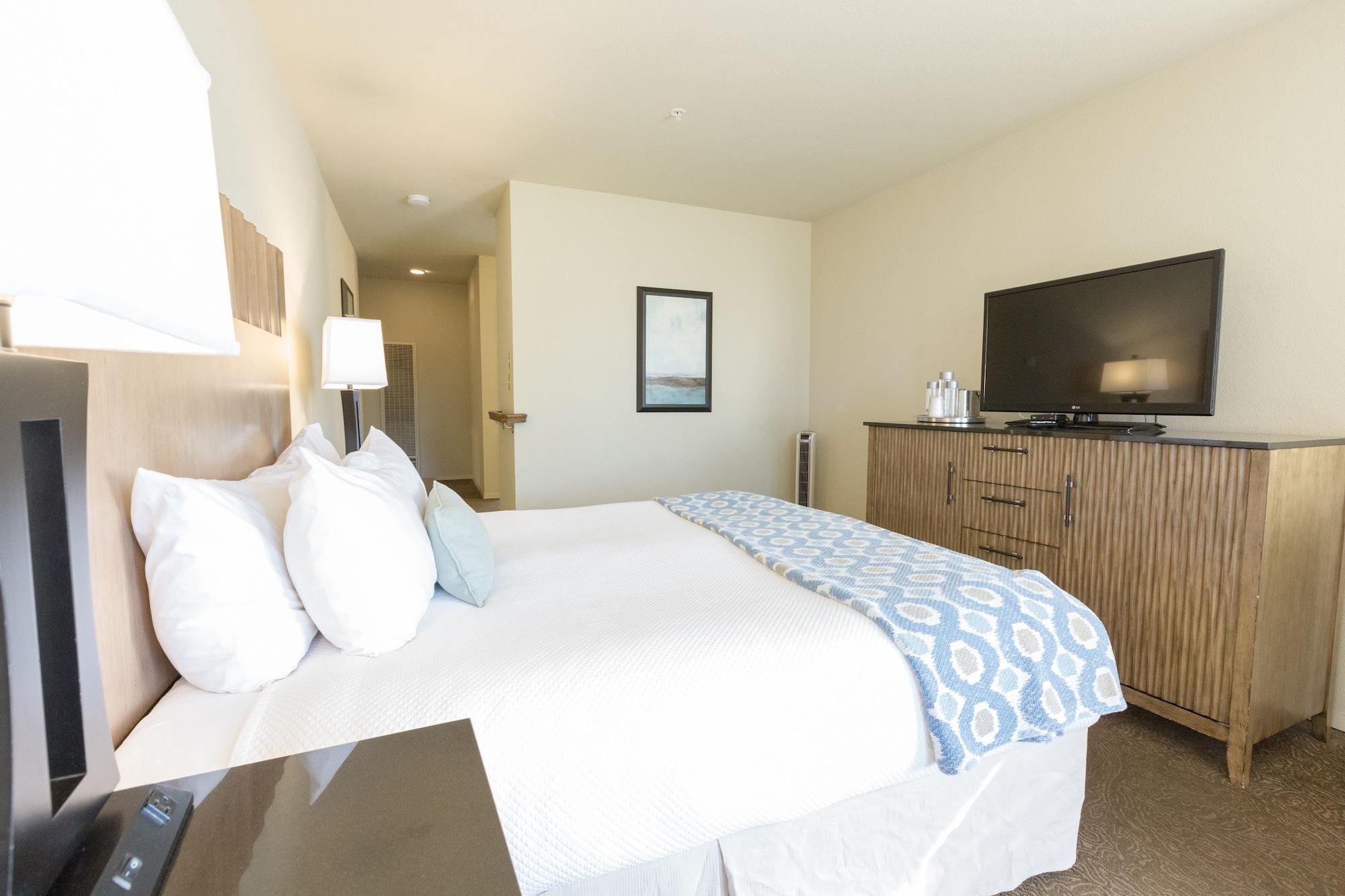 Cambria Landing Inn And Suites Экстерьер фото