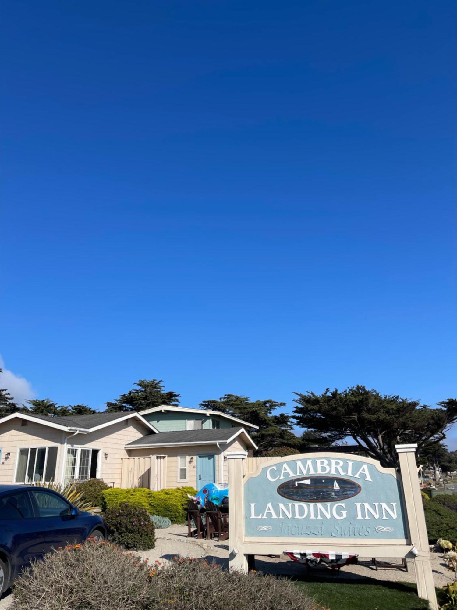 Cambria Landing Inn And Suites Экстерьер фото