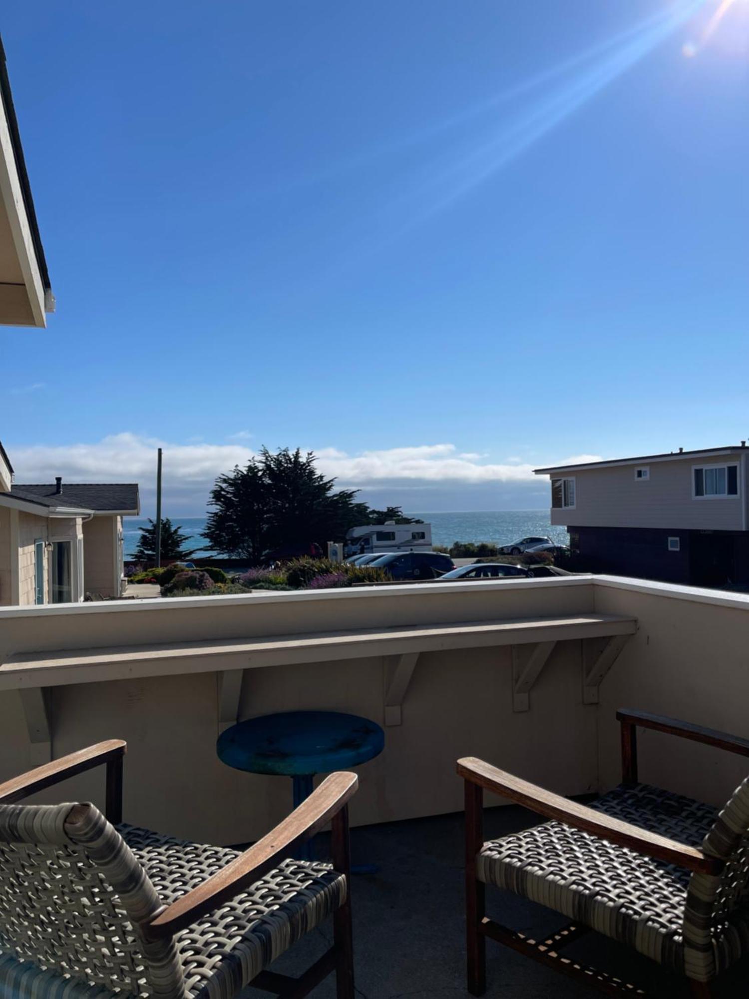 Cambria Landing Inn And Suites Экстерьер фото